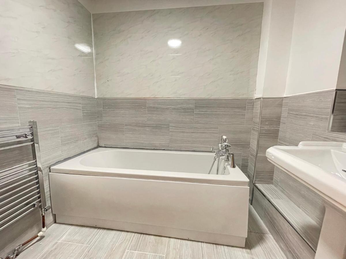 Moor View Professional Let Apartment *